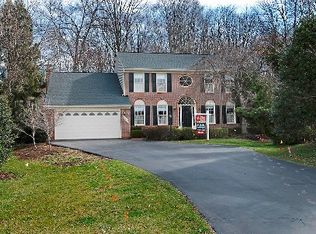 47752 League Ct, Sterling, VA 20165