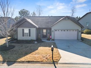 206 N Stonegate Dr, Seneca, SC 29678