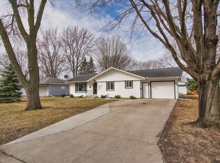 204 S Elk St, Belle Plaine, MN 56011