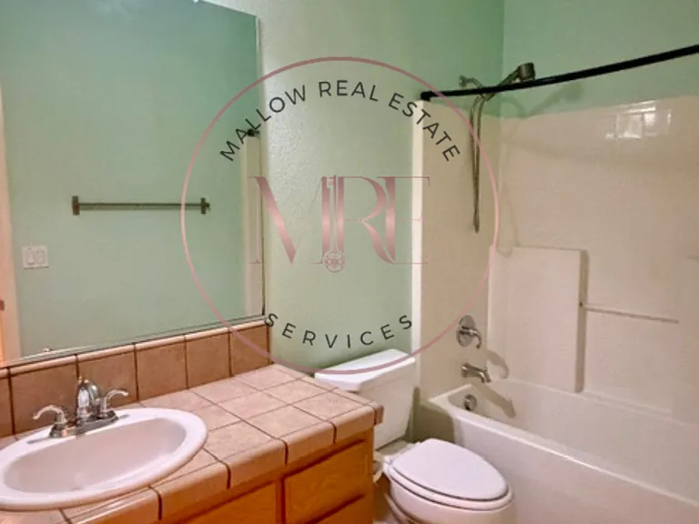 1247 Jewelflower St — Photo 8