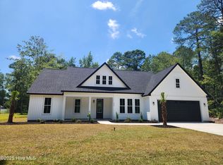 629 Boundary Loop Rd NW, Calabash, NC 28467