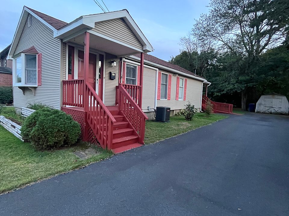 Private driveway, shed at end of driveway