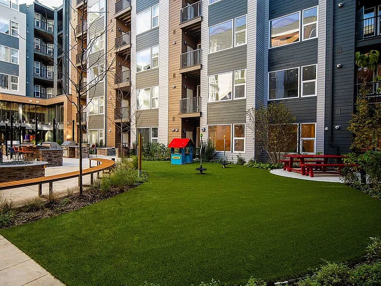 Play Courtyard with Firepit and Gaming