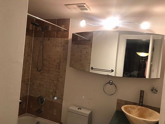 3rd image of 11925 NE 2nd Ave #B202