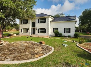 102 County Road 180, Leander, TX 78641