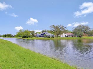 193 Vista Ln, Naples, FL 34119