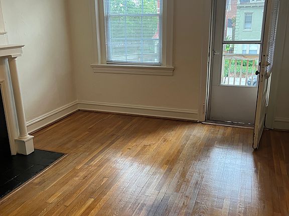 2nd image of 2817 Ellwood Ave APT C
