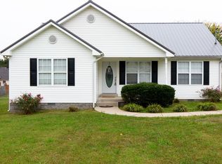 502 Corlew Cir, White Bluff, TN 37187