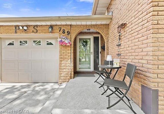 3rd image of 789 Rymal Rd E
