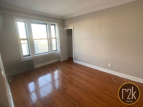 4th image of 31-63 33rd St #28