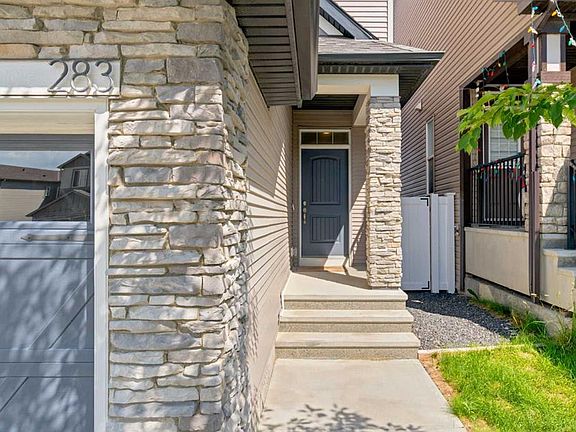 3rd image of 283 W Nolanhurst Cres NW