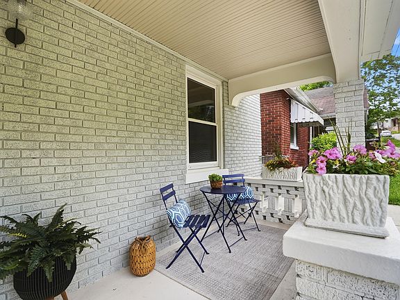 5th image of 7 Parkview Ave