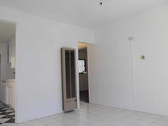 4th image of 4517 Santa Ana St