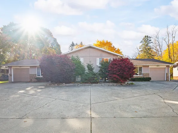 1332 W Glenlord Rd #1332, Saint Joseph, MI 49085