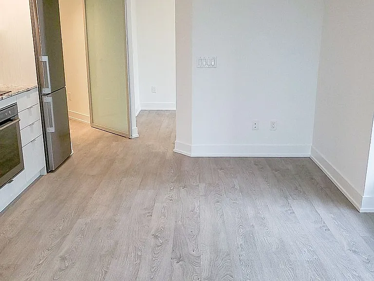 5 Mabelle Ave #533 — Photo 12
