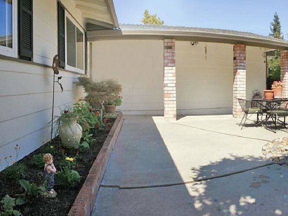4th image of 6197 Springer Way