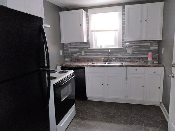 4th image of 6241 E 15th Ter
