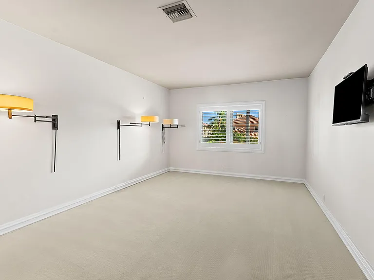 3 Isla Bahia Dr — Photo 44