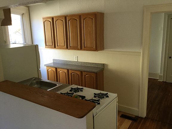 2nd image of 171 Norwood Ave APT 1