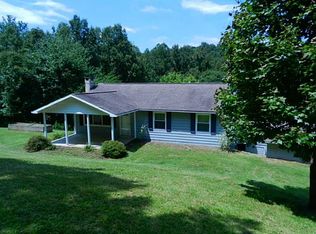 485 State Park Rd, New Alexandria, PA 15670