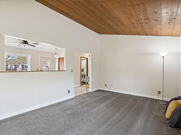 5th image of 15005 Orchard Dr