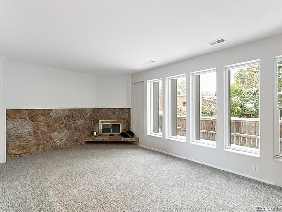5th image of 1131 E 12th Avenue