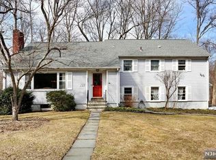 137 Myrtle Ave, Ramsey, NJ 07446