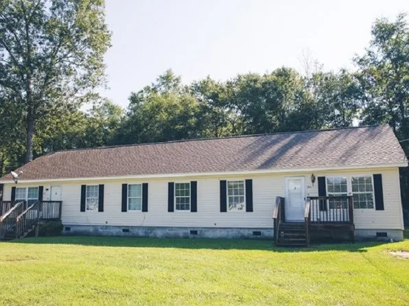 53 Forest Dr S, Midway, FL 32343