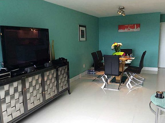 4th image of 20850 San Simeon Way APT 404-5
