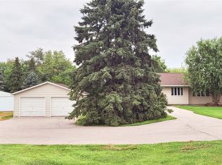 7295 SE Vandalia Dr, Runnells, IA 50237