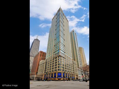 57 E Delaware Pl APT 2005, Chicago, IL, 60611