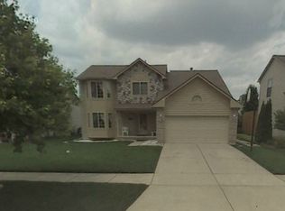 27496 Dover Ave, Livonia, MI 48150