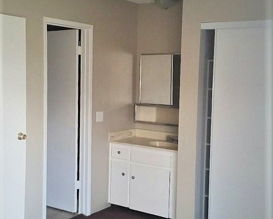 3rd image of 17516 Grand Ave APT 08