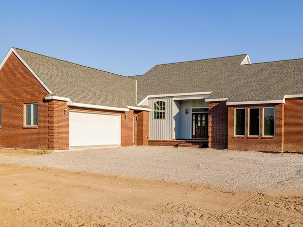 232 44th St N, Cody, WY 82414