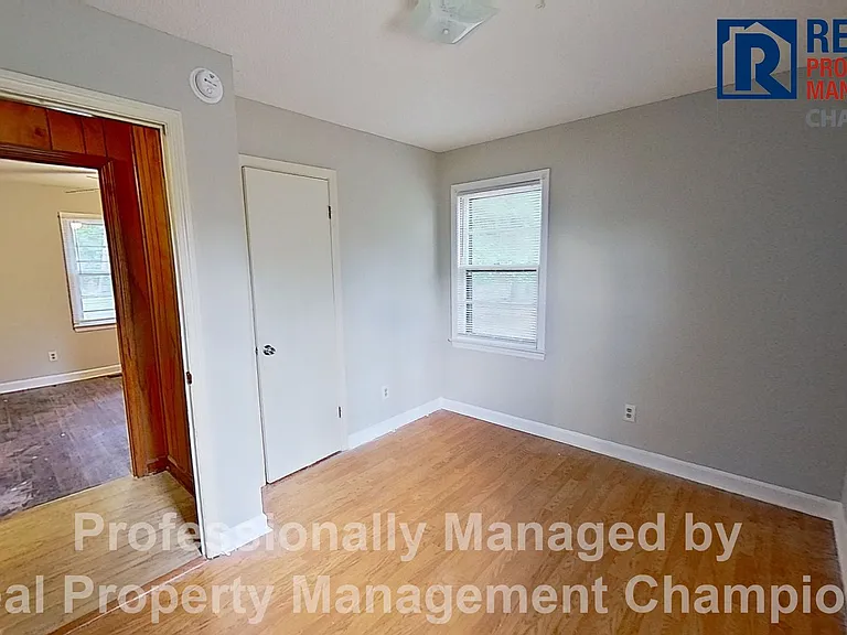 209 Sycamore St — Photo 19