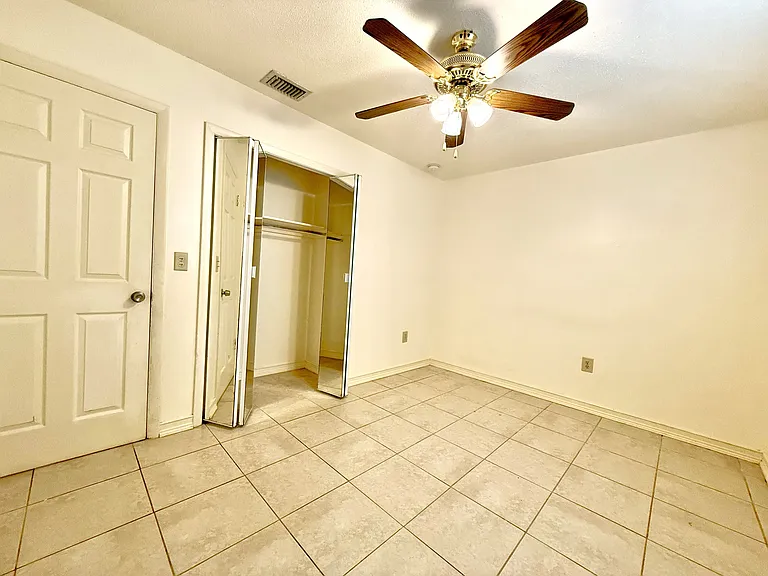 1950 W Lake Brantley Rd — Photo 20