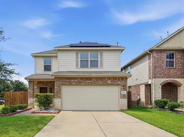 3303 Crestford Cliff Ln, Houston, TX 77047