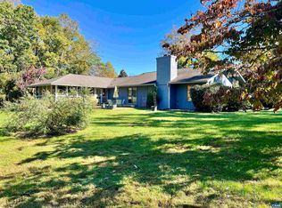 1221 W Leigh Dr, Charlottesville, VA 22901