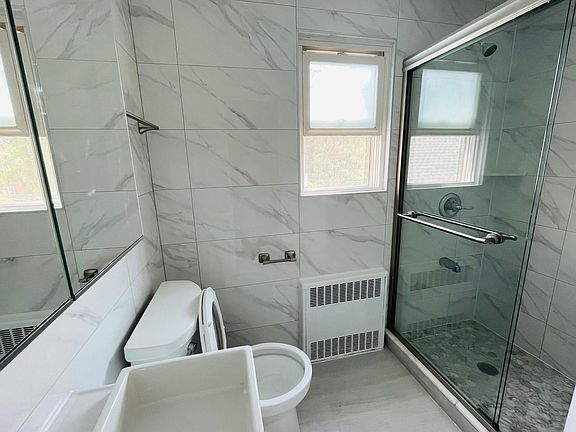 4th image of 15020 24th Ave Floor 2