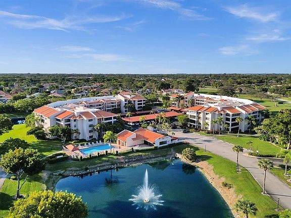 4th image of 7520 La Paz Court #209