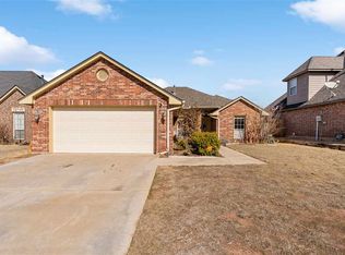 5703 NW Valor Ave, Lawton, OK 73505