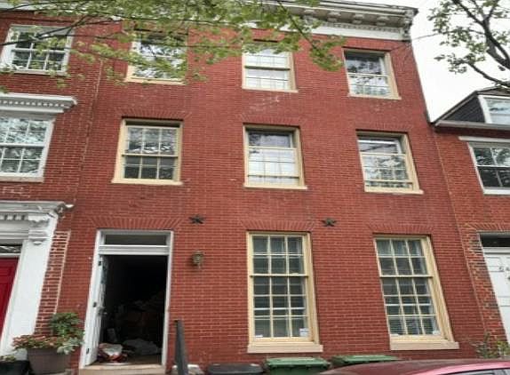 3rd image of 648 Washington Blvd