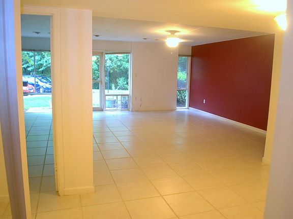 Dining room (view into LR and BR)