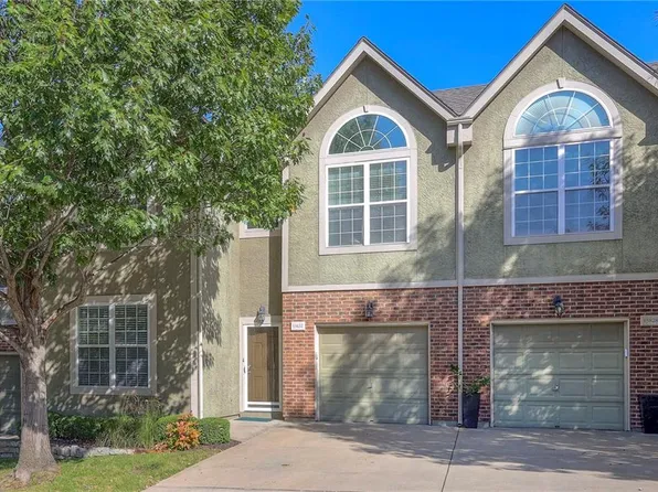 15832 W 61st St, Shawnee, KS 66217