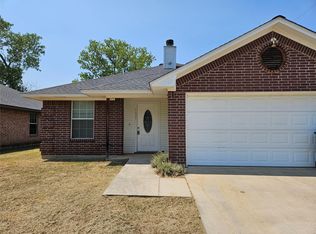 1605 Stuart Rd, Denton, TX 76209