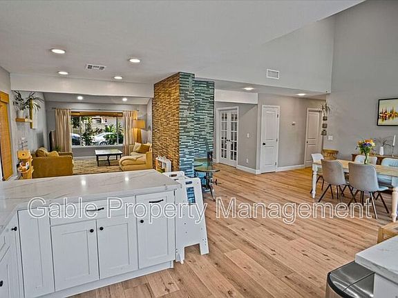 3rd image of 25110 Avenida Ignacio