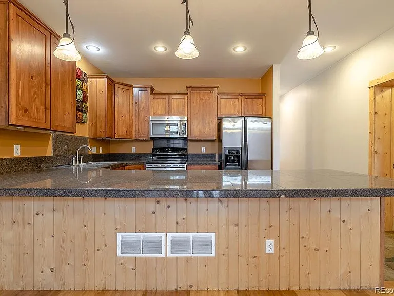 238 N Harrison St — Photo 7