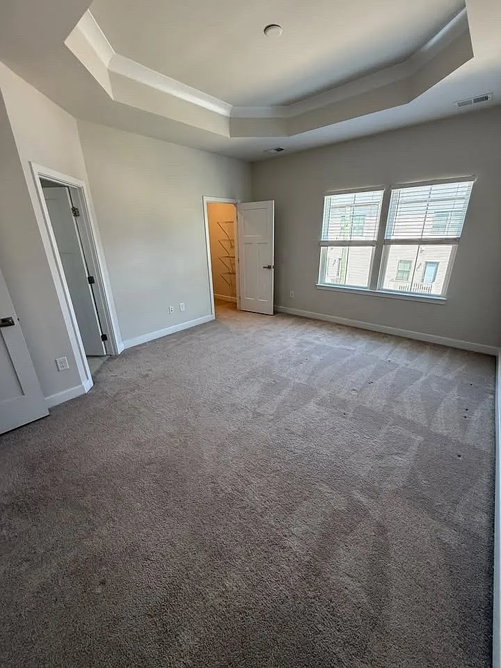 3 bed, 1745 sqft, $1,100 — Photo 1