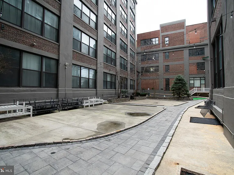 1100 S Broad St #99C — Photo 13