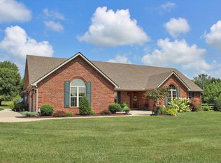 909 Winding Ridge Dr, Somerset, KY 42503